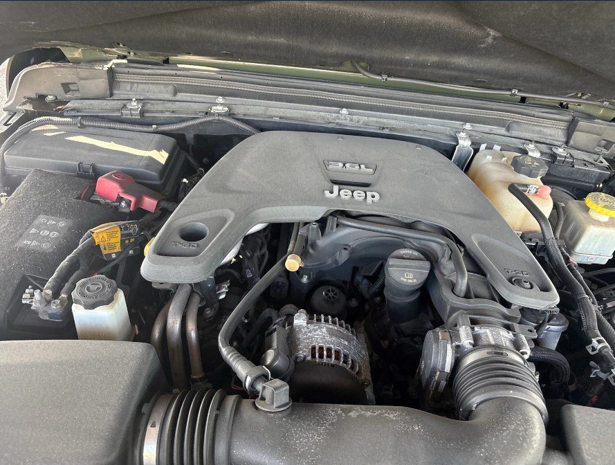 Used 2021 Jeep Gladiator Mojave AWD/4WD image 6