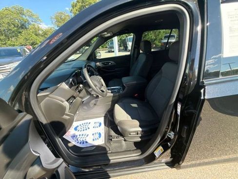 Certified 2023 Chevrolet Traverse LT w/ Midnight/Sport Edition AWD/4WD image 24