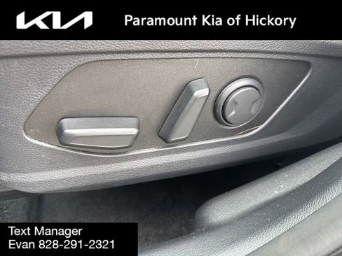 Used 2023 Kia Sportage EX image 21