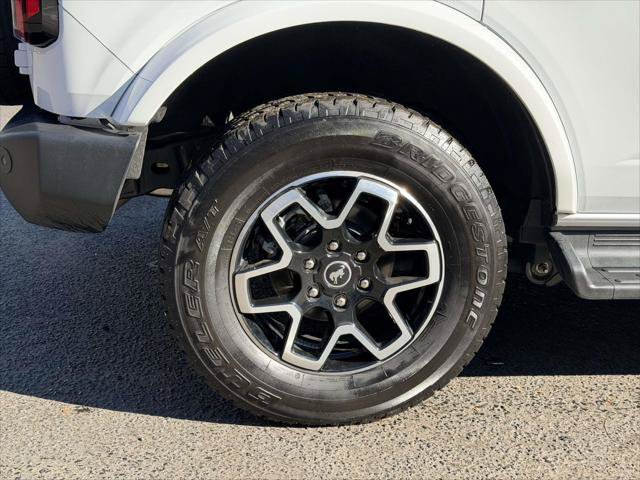 Used 2026 Ford Bronco Outer Banks AWD/4WD image 11