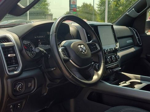 Used 2021 RAM 1500 Big Horn AWD/4WD image 10
