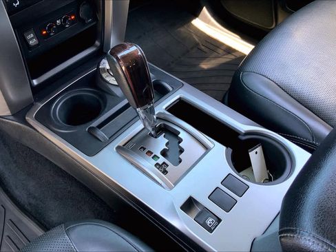 Used 2016 Toyota 4Runner Limited image 16