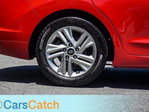 Used 2020 Hyundai Elantra Value Edition w/ Cargo Package (C1) FWD image 16