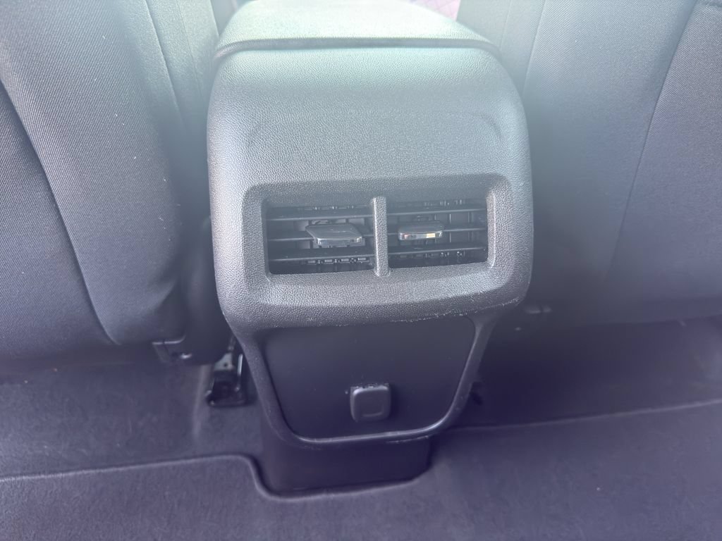 Used 2018 Chevrolet Equinox LT AWD/4WD image 31