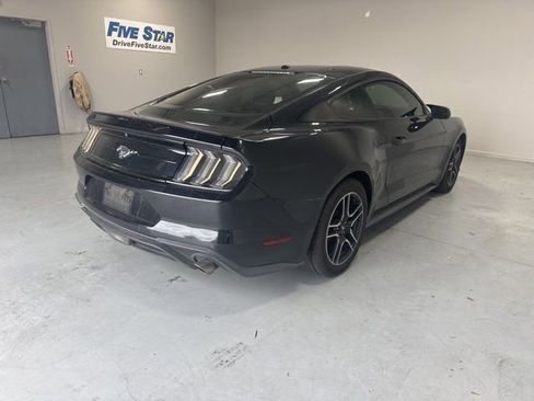 Used 2018 Ford Mustang Coupe w/ Equipment Group 101A image 5