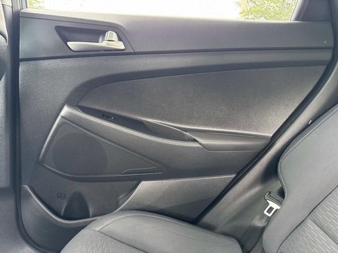 Used 2021 Hyundai Tucson Value FWD image 18