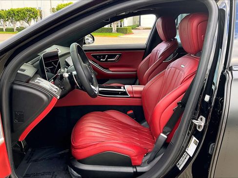 Used 2024 Mercedes-Benz S 63 AMG S image 7