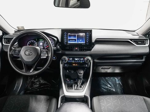 Certified 2021 Toyota RAV4 XLE FWD image 13
