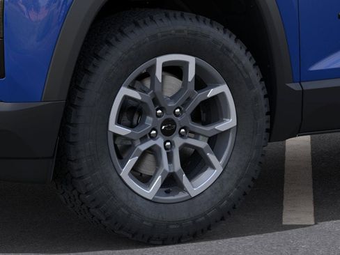 New 2026 Chevrolet Equinox ACTIV FWD image 9