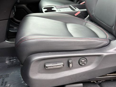 Certified 2025 Honda Odyssey Sport-L image 16