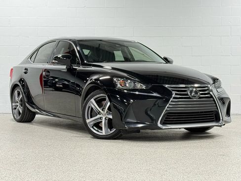 Used 2018 Lexus IS 300 F Sport image 3