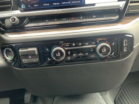 New 2025 Chevrolet Silverado 1500 LT AWD/4WD image 24