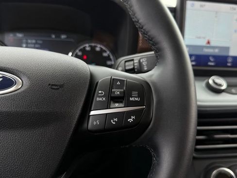 Used 2024 Ford Maverick Lariat FWD image 9