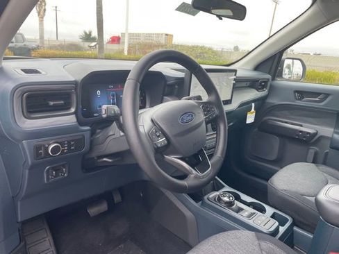 New 2025 Ford Maverick XLT w/ XLT Luxury Package image 9