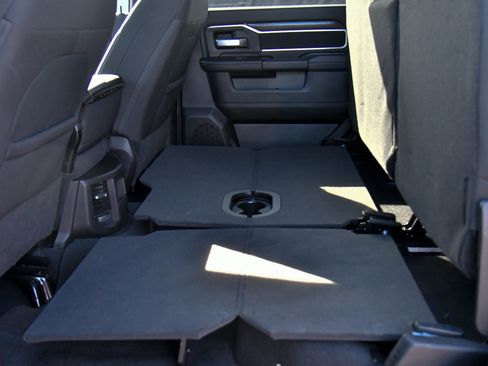 Used 2025 RAM 2500 Big Horn image 37