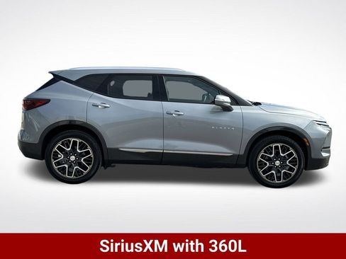 Certified 2025 Chevrolet Blazer Premier w/ LPO, Floor Liner Package image 10