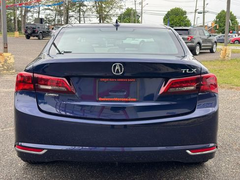 Used 2015 Acura TLX w/ Technology Package FWD image 4