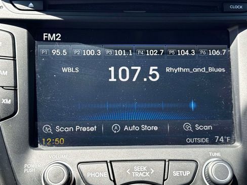 Used 2016 Hyundai Veloster Turbo FWD image 23