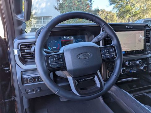 New 2026 Ford F250 Platinum image 17