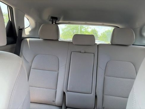 Used 2019 Hyundai Tucson SE AWD/4WD image 12