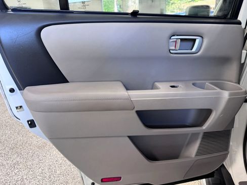 Used 2013 Honda Pilot Touring image 36