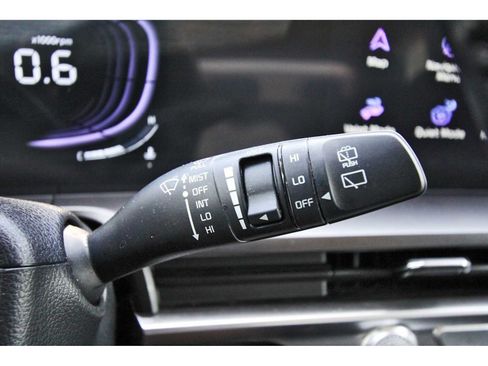 Used 2025 Kia Telluride S FWD image 19