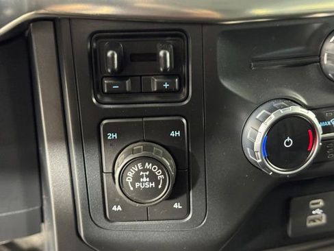 Used 2022 Ford F150 Lariat w/ Max Trailer Tow Package AWD/4WD image 23