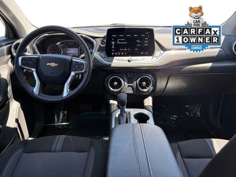 Used 2025 Chevrolet Blazer LT FWD image 14