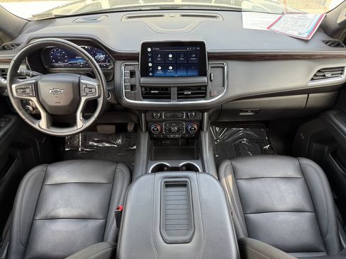 Used 2022 Chevrolet Tahoe Z71 w/ Luxury Package AWD/4WD image 20
