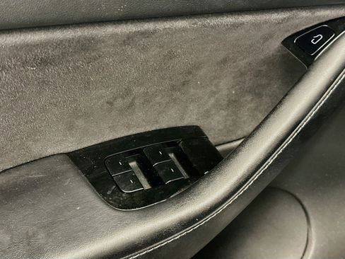 Used 2021 Tesla Model Y Long Range AWD/4WD image 15