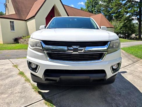 Used 2017 Chevrolet Colorado LT w/ LT Convenience Package image 40