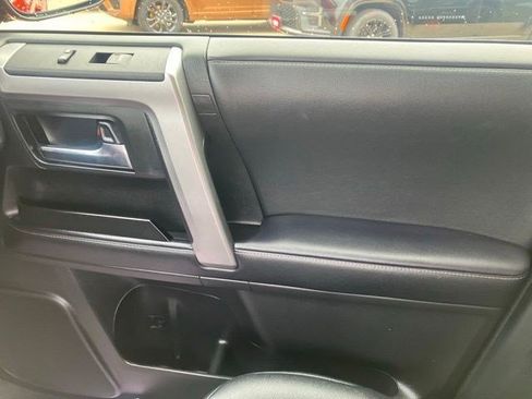 Used 2022 Toyota 4Runner SR5 Premium AWD/4WD image 22