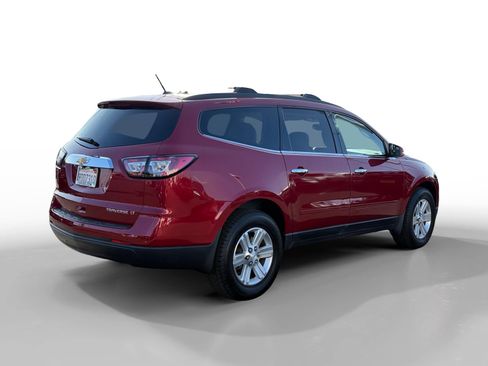 Used 2014 Chevrolet Traverse LT image 5