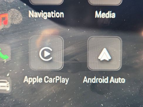 Certified 2023 Porsche Cayenne Platinum Edition image 32