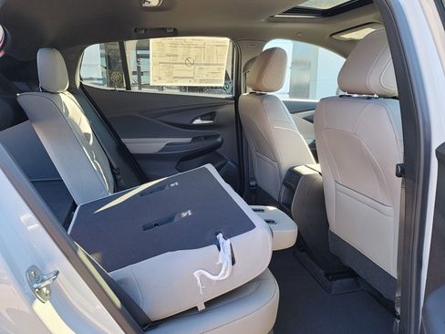 New 2026 Buick Envista Avenir image 42