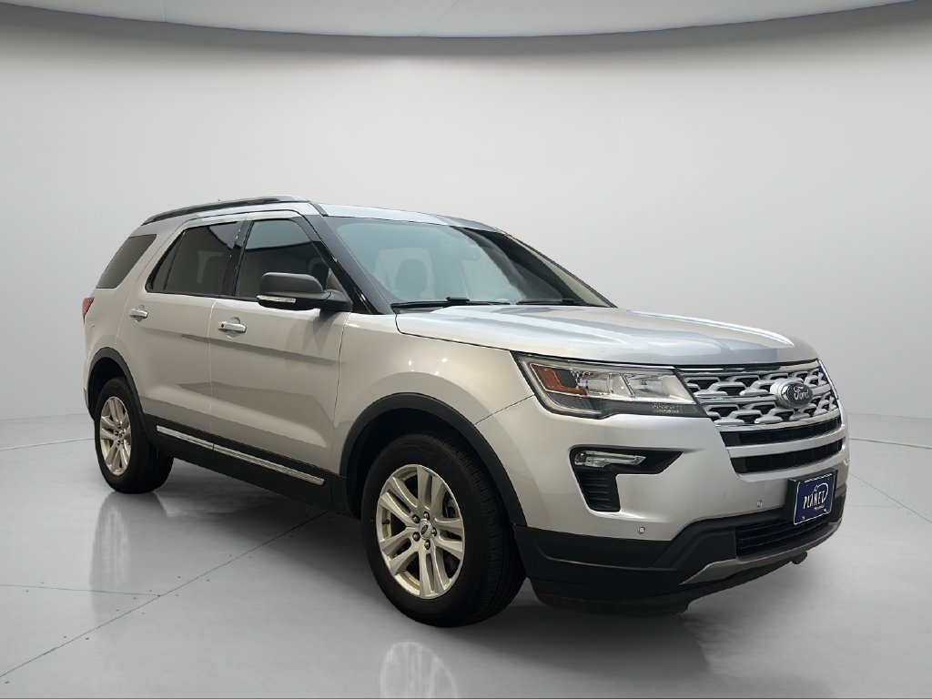 Used 2019 Ford Explorer XLT w/ Equipment Group 202A AWD/4WD image 1