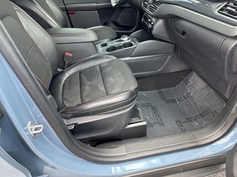 Used 2024 Ford Escape ST-Line w/ Tech Pack #1 AWD/4WD image 22