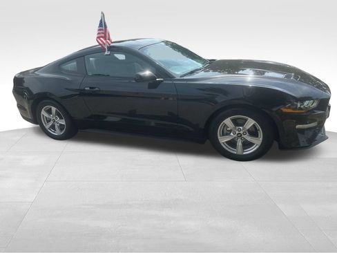 Used 2020 Ford Mustang Coupe RWD image 29