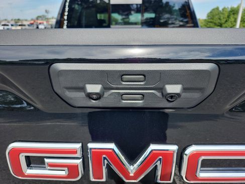 New 2026 GMC Sierra 1500 AT4 w/ AT4 Premium Package image 9