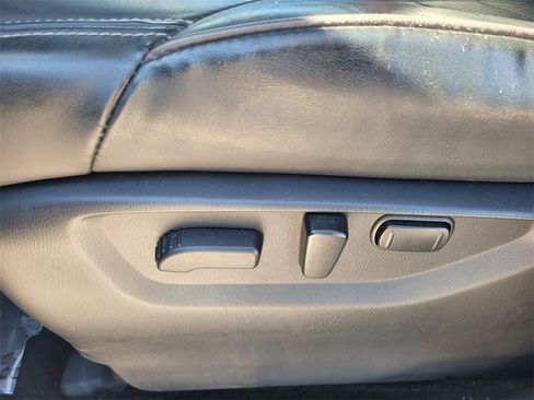 Used 2021 Nissan Armada Platinum w/ Captain's Chairs Package image 5