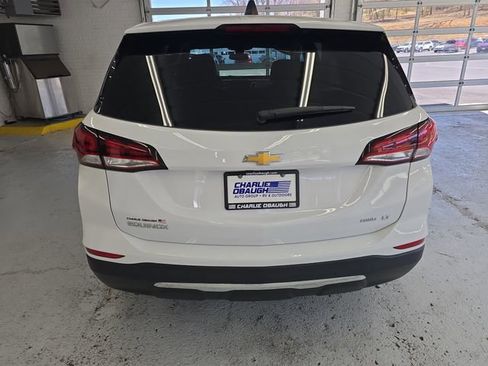 Used 2022 Chevrolet Equinox LT image 4