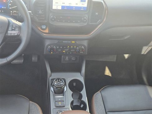 Used 2024 Ford Bronco Sport Outer Banks image 18