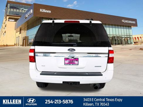 Used 2017 Ford Expedition XLT w/ Equipment Group 202A RWD image 7