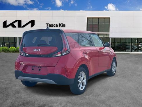 Used 2023 Kia Soul S image 4