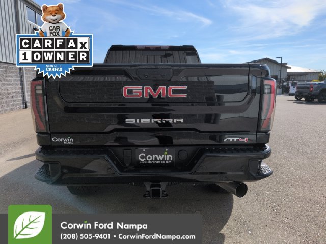 Used 2025 GMC Sierra 2500 AT4 w/ AT4 Premium Plus Package AWD/4WD image 4