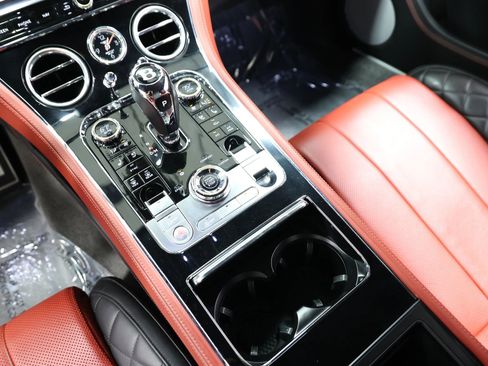 Used 2020 Bentley Continental GT AWD/4WD image 37