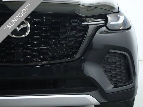 Certified 2025 MAZDA CX-70 Plug-In Hybrid w/ Premium Pkg image 8