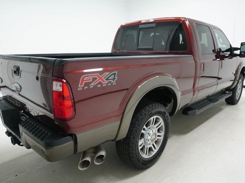 Used 2015 Ford F250 King Ranch w/ FX4 Off-Road Package AWD/4WD image 4