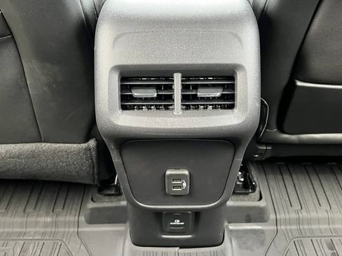Used 2024 GMC Terrain SLT w/ Elevation Edition AWD/4WD image 36