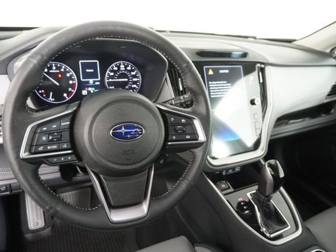 Used 2025 Subaru Outback Limited image 27